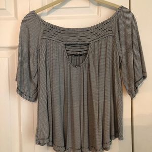 American Eagle top